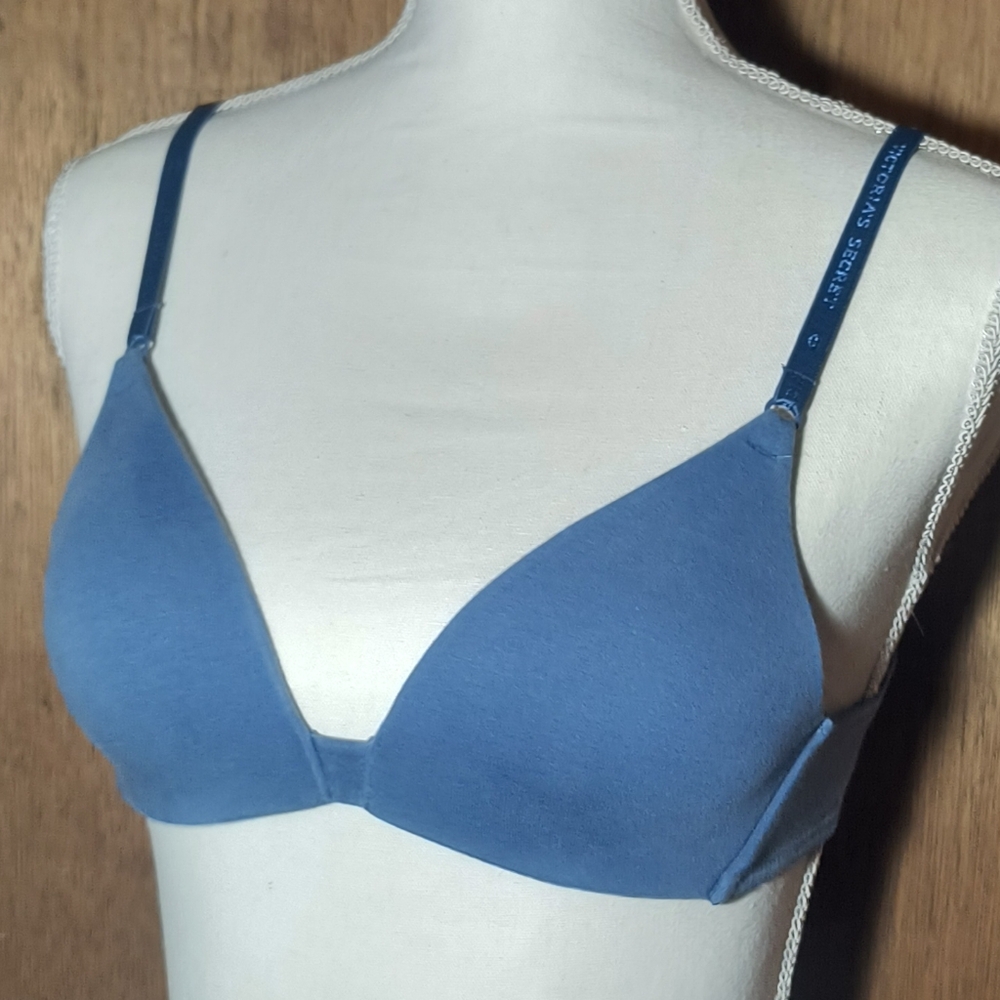 Victoria secret blue bra
